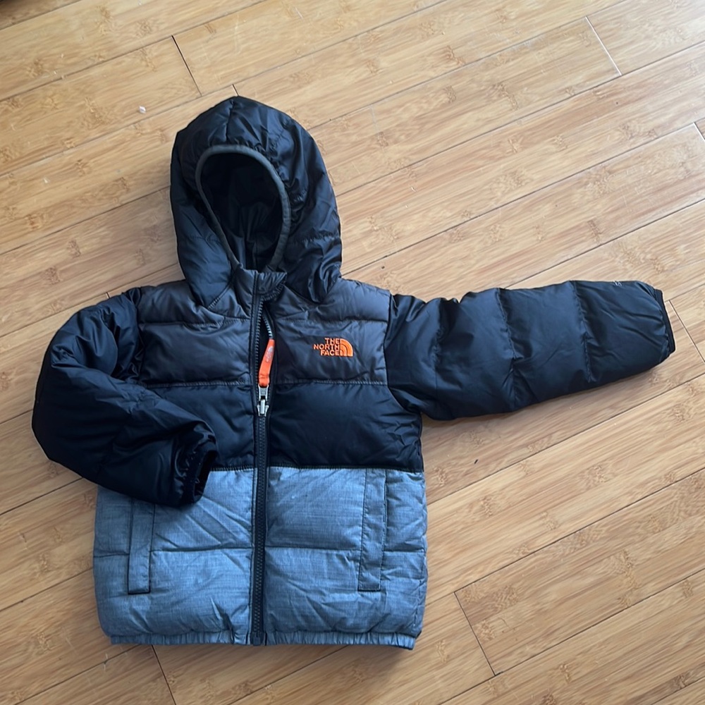 North face reversible Moondoggy toddler down jacket